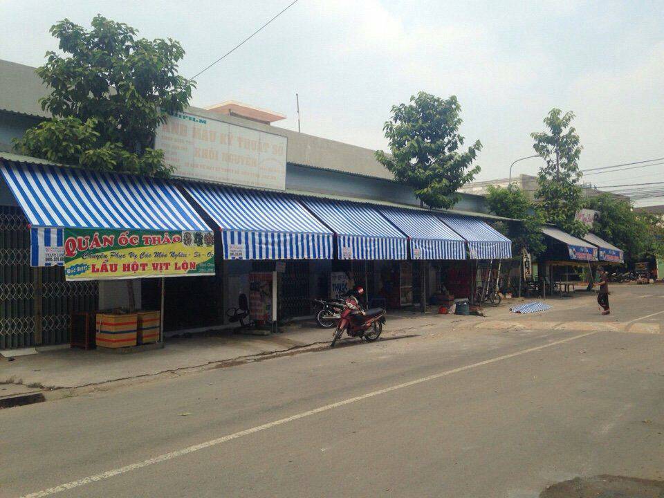 Mái che di động tại Đức Huệ, Đức Hòa cho cửa hàng