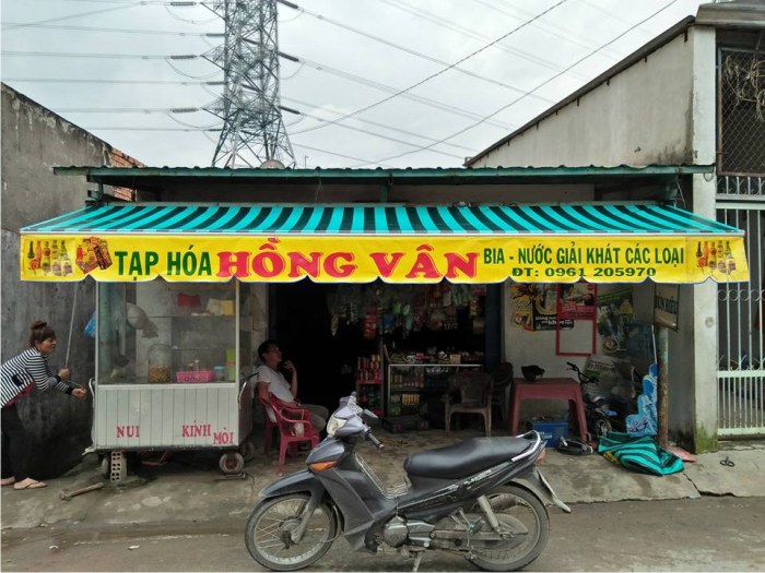 bạt che nắng mưa