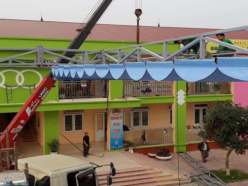 Mái bạt kéo trường học