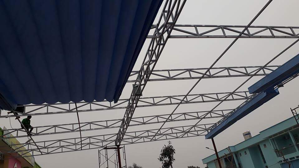mái che sân trường tiểu học