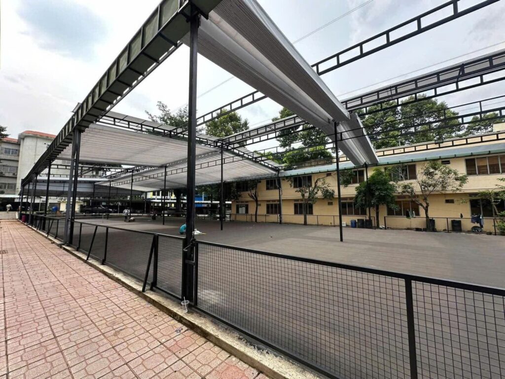 mái bạt căng sân pickleball